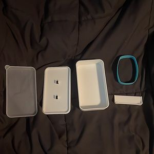 NEED TO GO ➡️Portable electronic organizer with elastic band